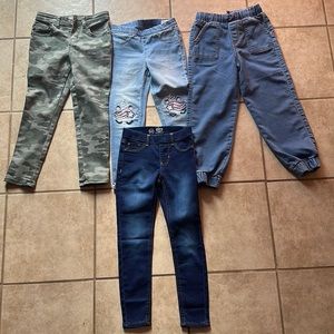 Lot of Girls Sz 6/6X Jeans